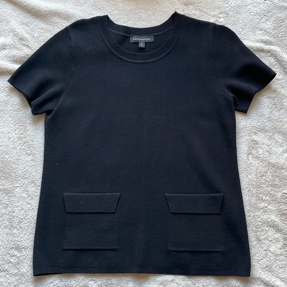 BR knit top